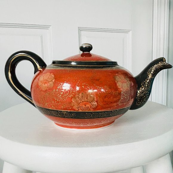VINTAGE TT Takito Company Hand Painted Japan Tea Pot and Creamer - Picture 2 of 15